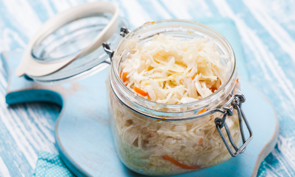 Топ-5 причин, почему стоит добавить в свой рацион квашеную капусту